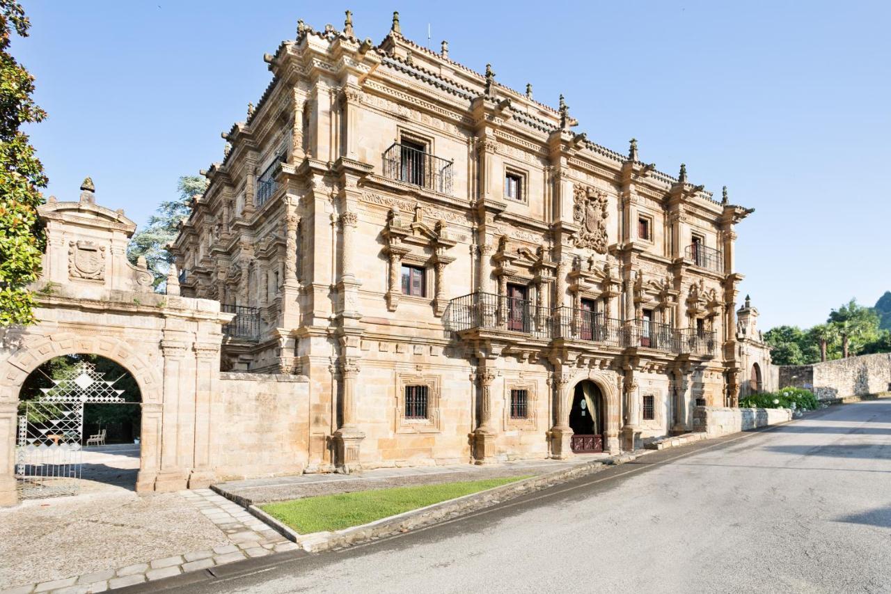 Abba Palacio De Sonanes Hotel Villacarriedo Exterior photo